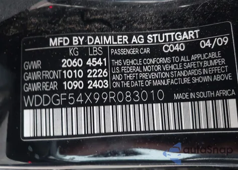 2009 Mercedes-Benz C 300 Luxury/Sport z USA, uszkodzony, nr VIN WDDGF54X99R083010